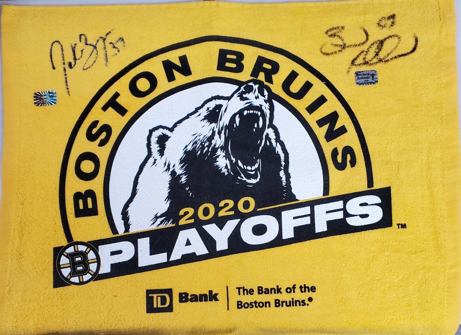 Patrice Bergeron Brad Marchand Boston Bruins Signed Bruins 2020 Playoff Towel